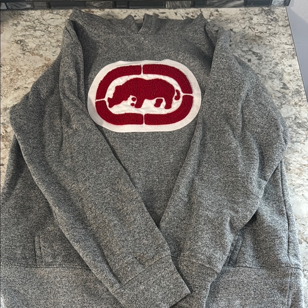 Ecko hoodie. YM (10-12)